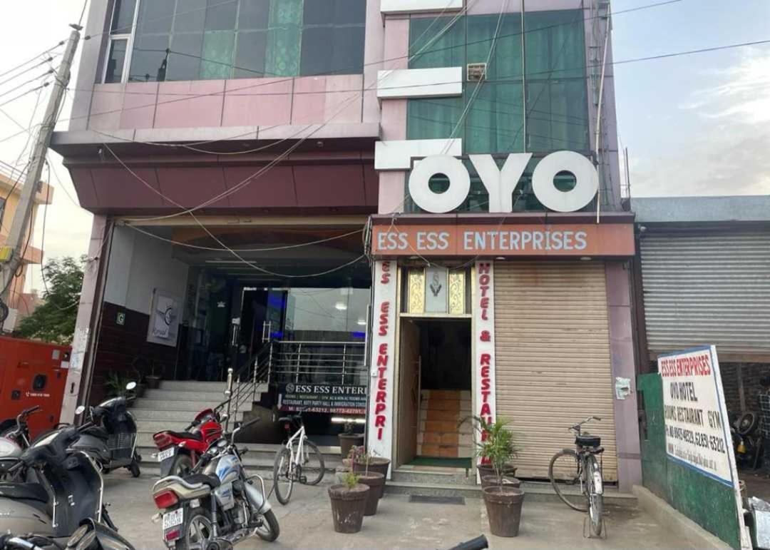 Hotel O 29172 Ess Enterprises Rajpura Bagian luar foto